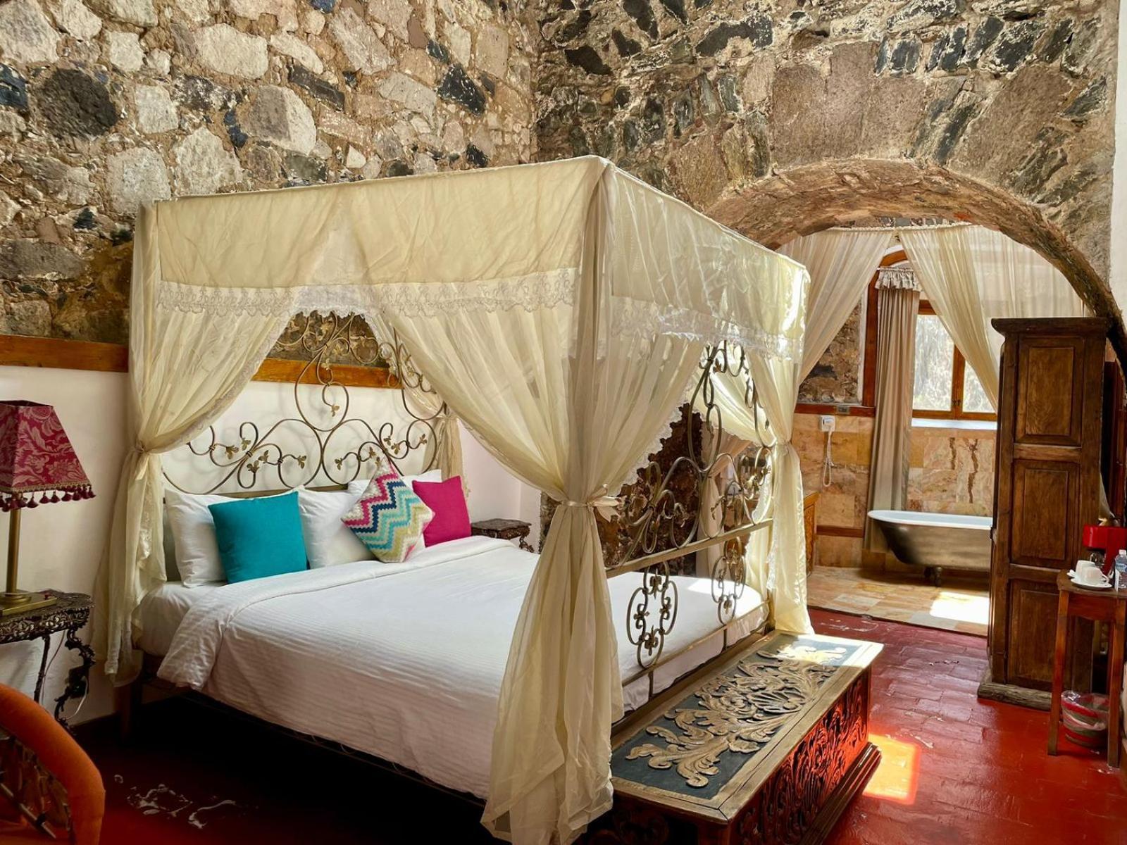 Отель Hacienda Santa Maria Regla Уаска-де-Окампо Экстерьер фото